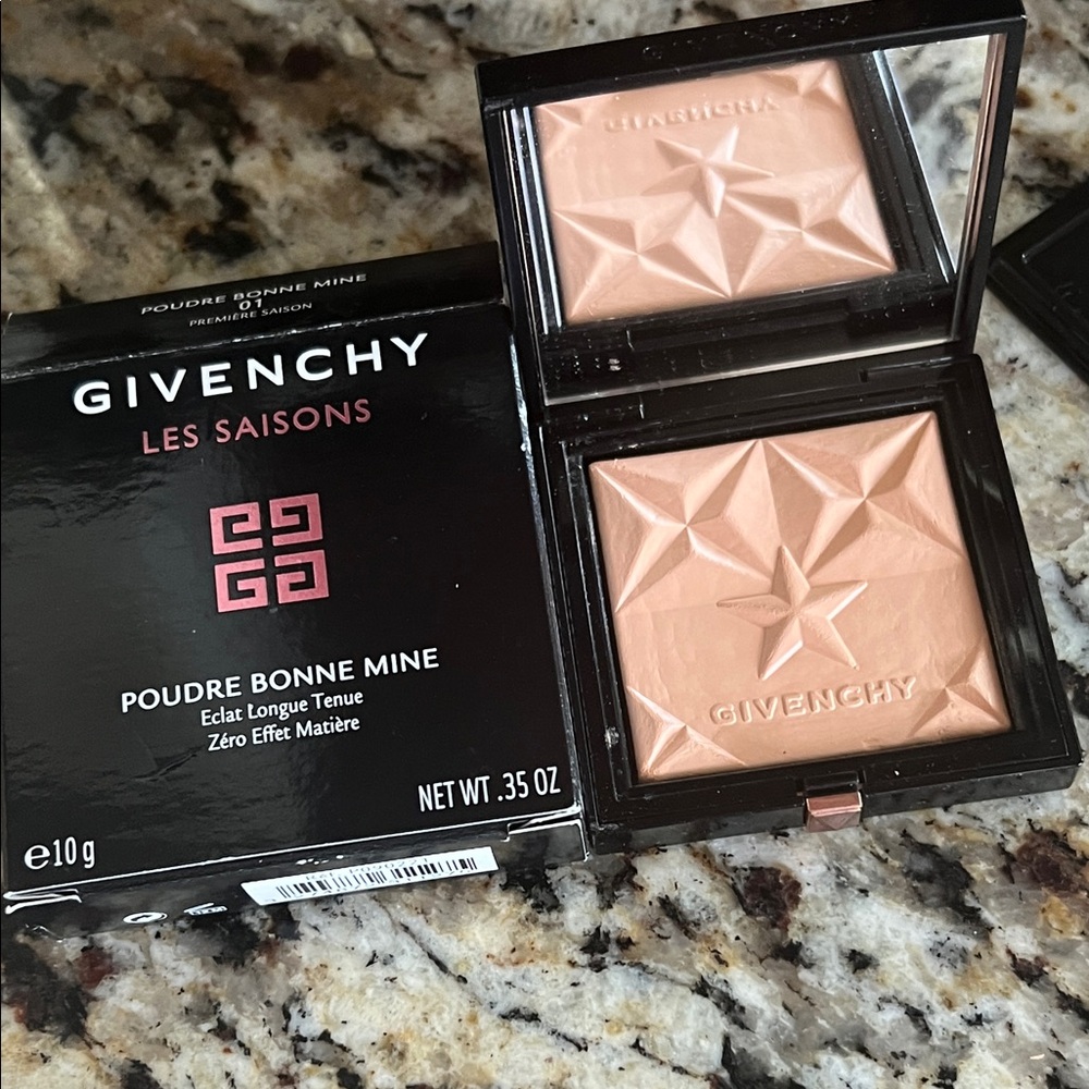 ⚡️💕Givenchy Premiere Saison Healthy Glow Powder